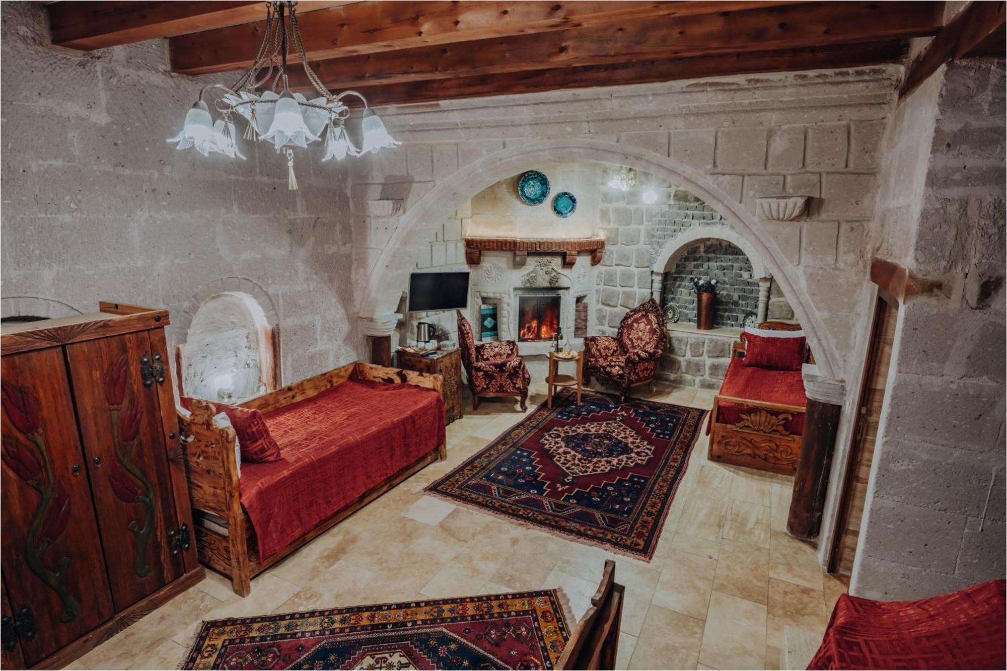 Holiday Cave Hotel Гореме Экстерьер фото